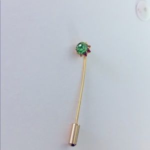 Small vintage green pin